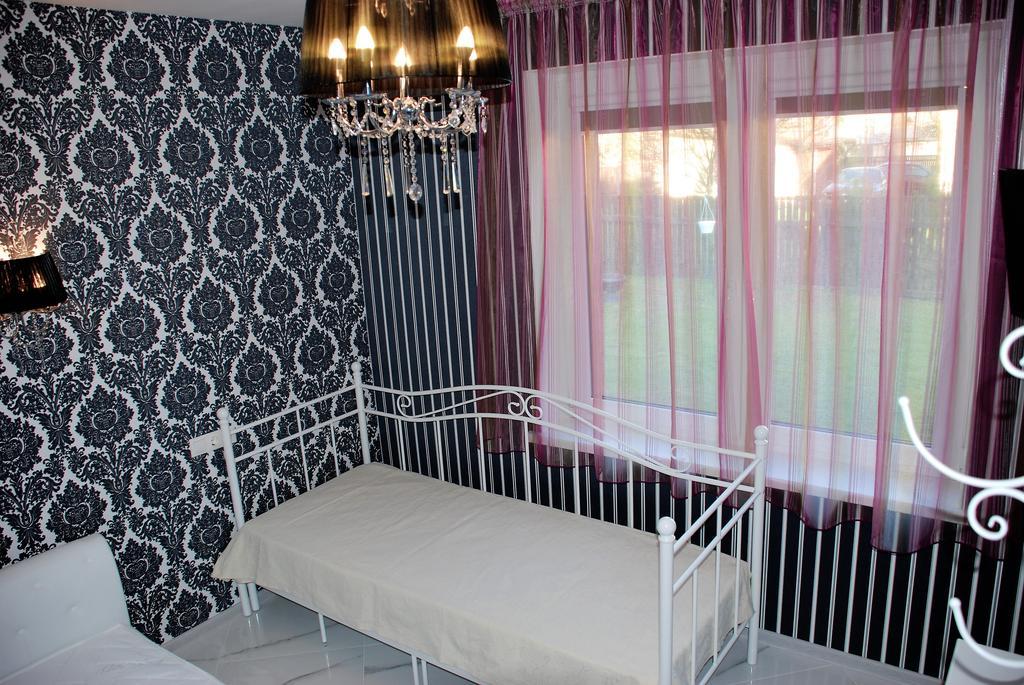Romance Ventspils Bagian luar foto